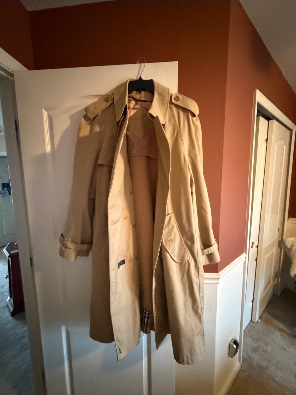 Burberry Women’s Vintage Trench Coat